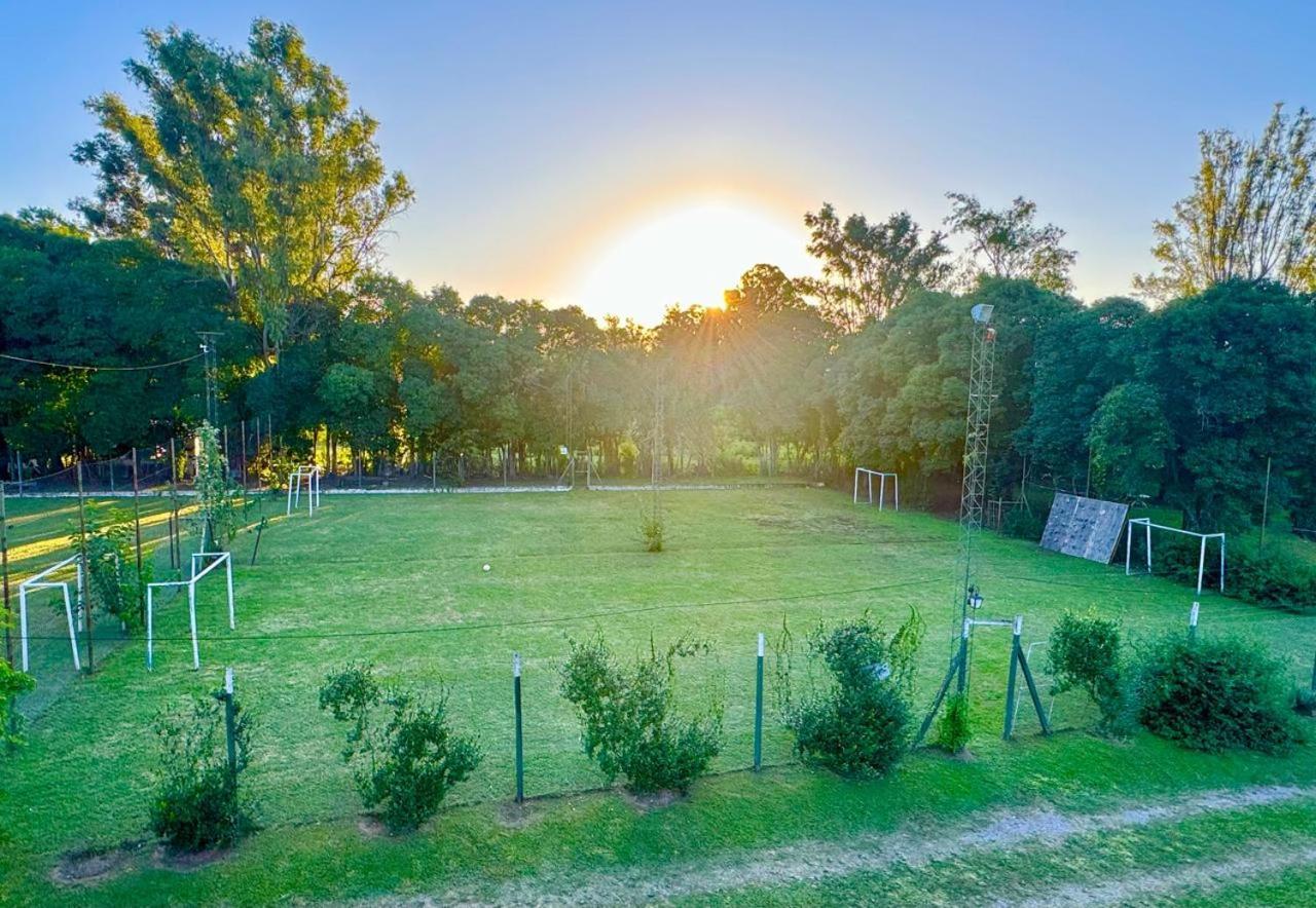 Готель El Portal De Cerrillos, Hosteria De Campo Екстер'єр фото